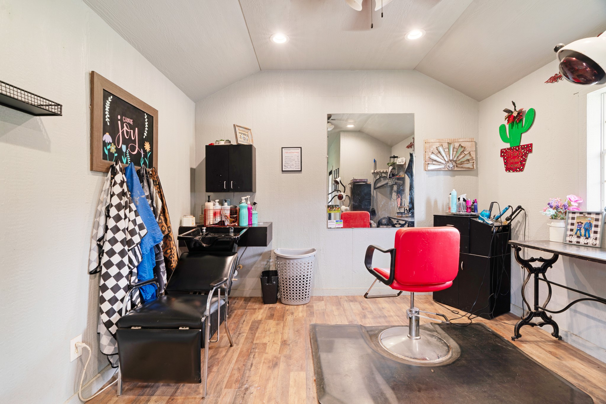 285 5th Street NE Bogata TX 75417
