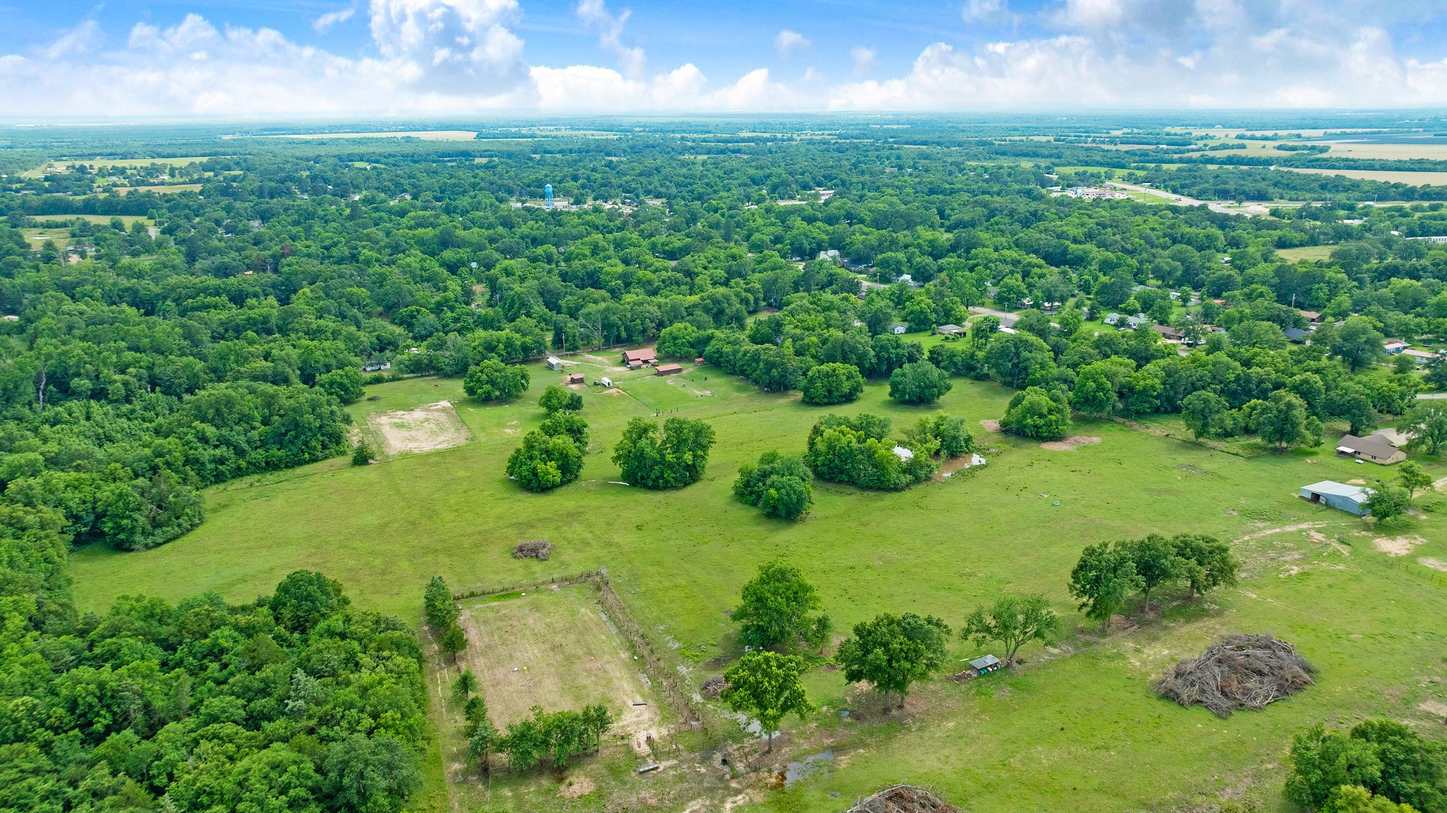 285 5th Street NE Bogata TX 75417