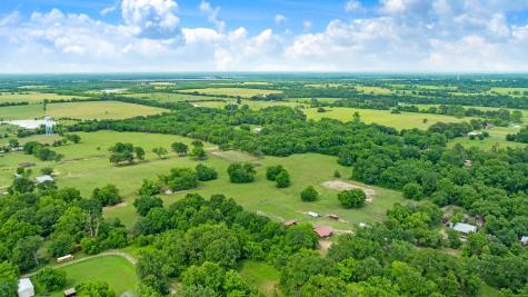 285 5th Street NE Bogata TX 75417