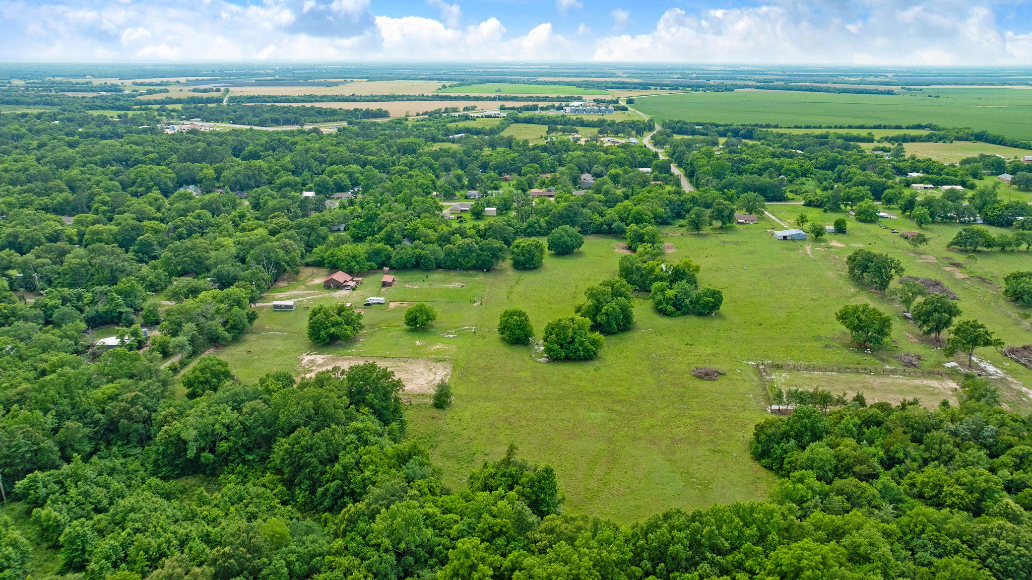 285 5th Street NE Bogata TX 75417
