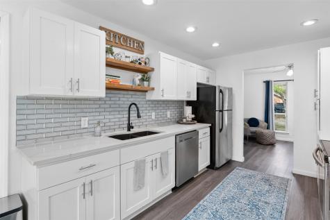 1819 W Cedar Elm Drive Arlington TX 76012