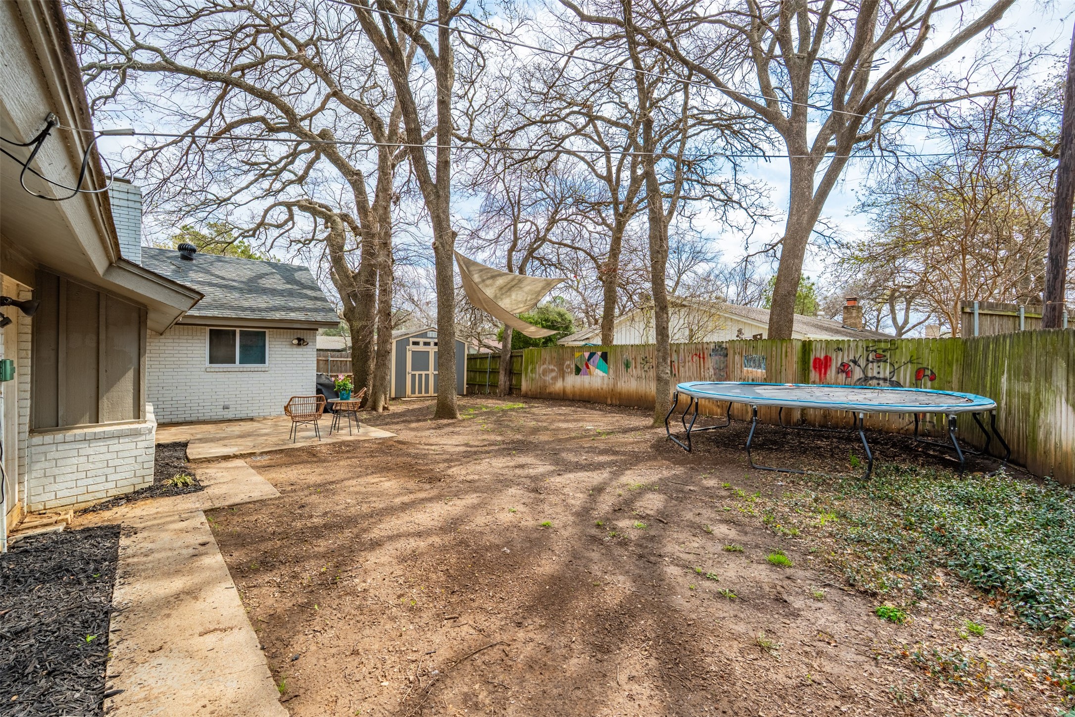 1819 W Cedar Elm Drive Arlington TX 76012