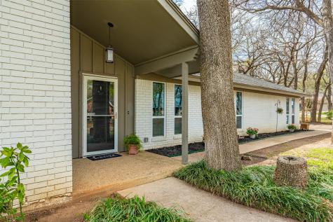 1819 W Cedar Elm Drive Arlington TX 76012