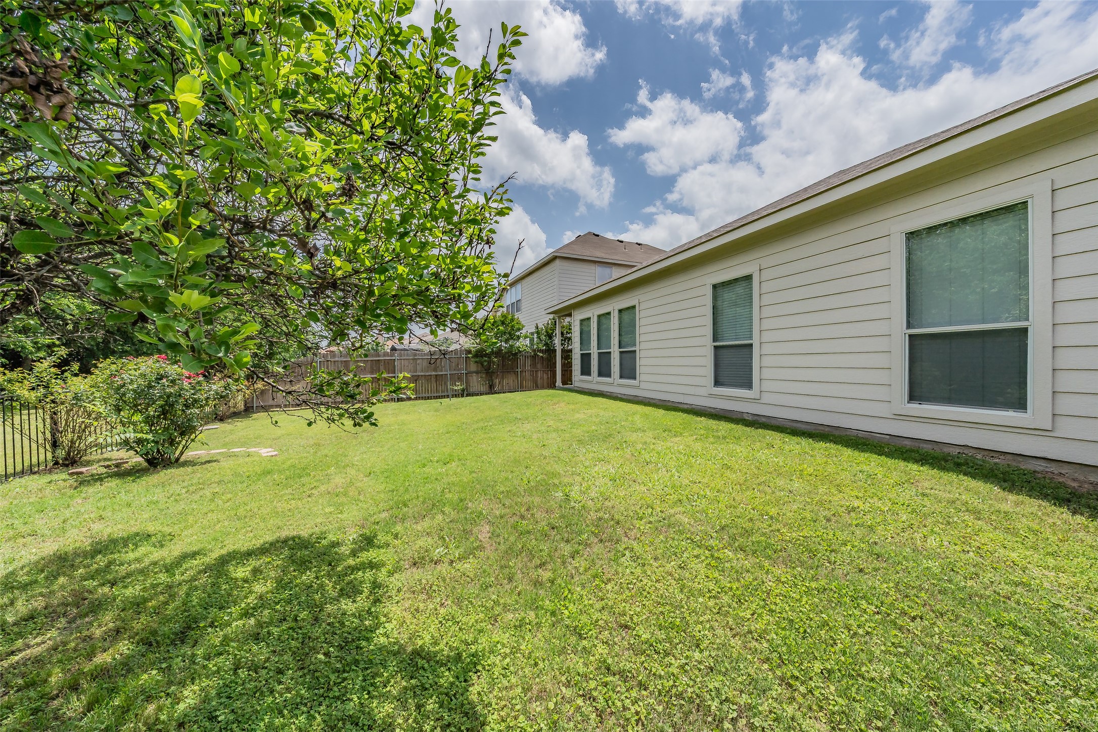 3217 Florian Lane Fort Worth TX 76108