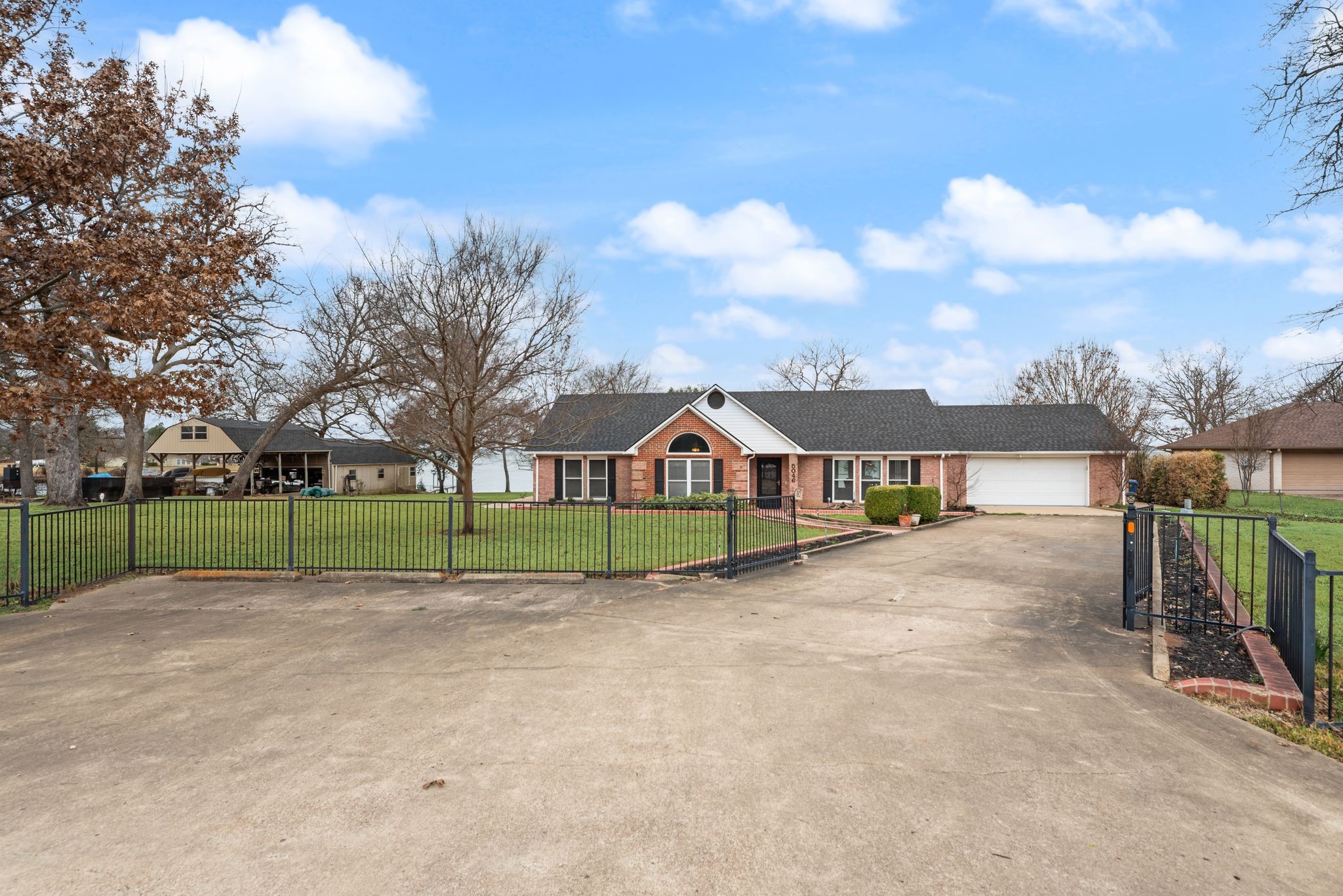 5046 Loper Circle Streetman TX 75859