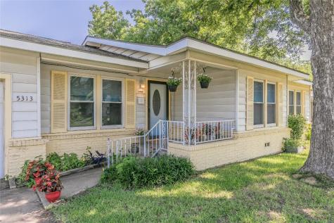 5313 Ira Street Haltom City TX 76117