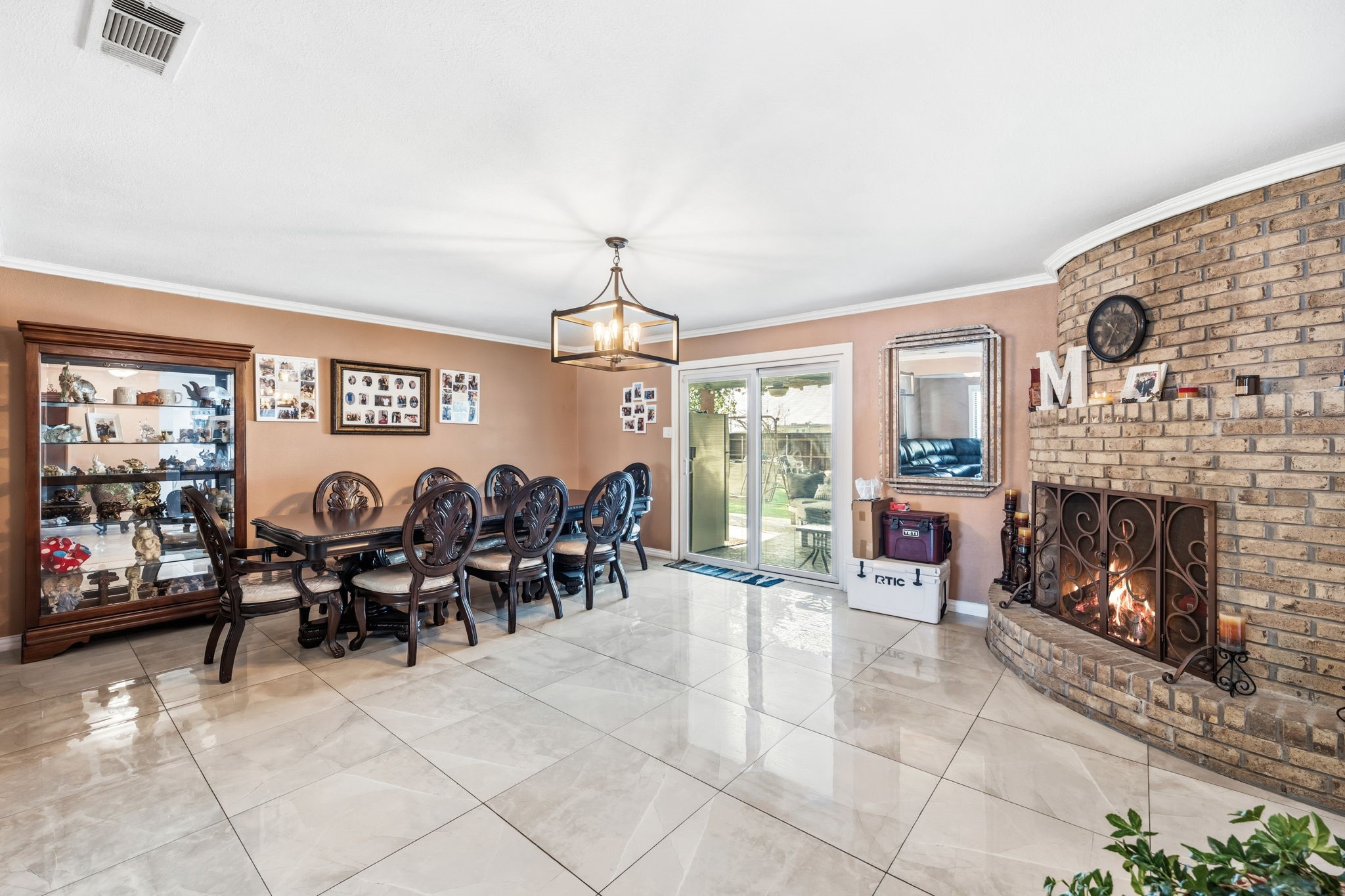 333 Sparks Street Grand Prairie TX 75051