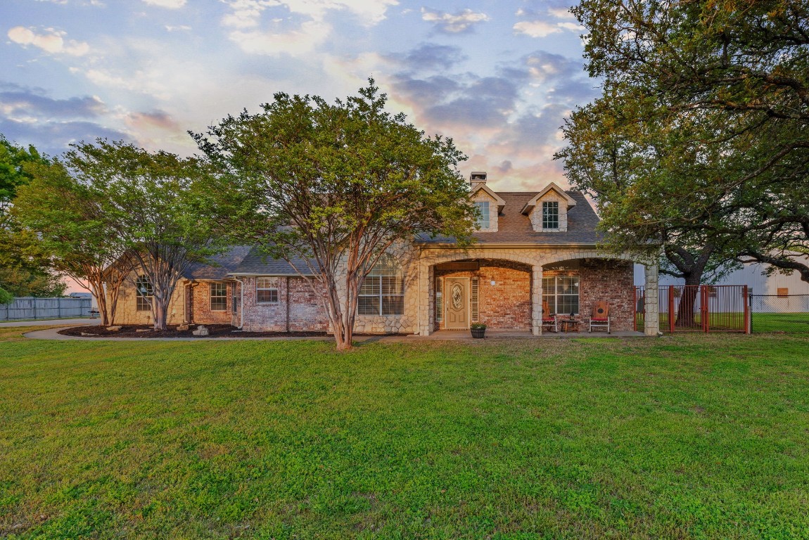 212 Megan Court Hudson Oaks TX 76087