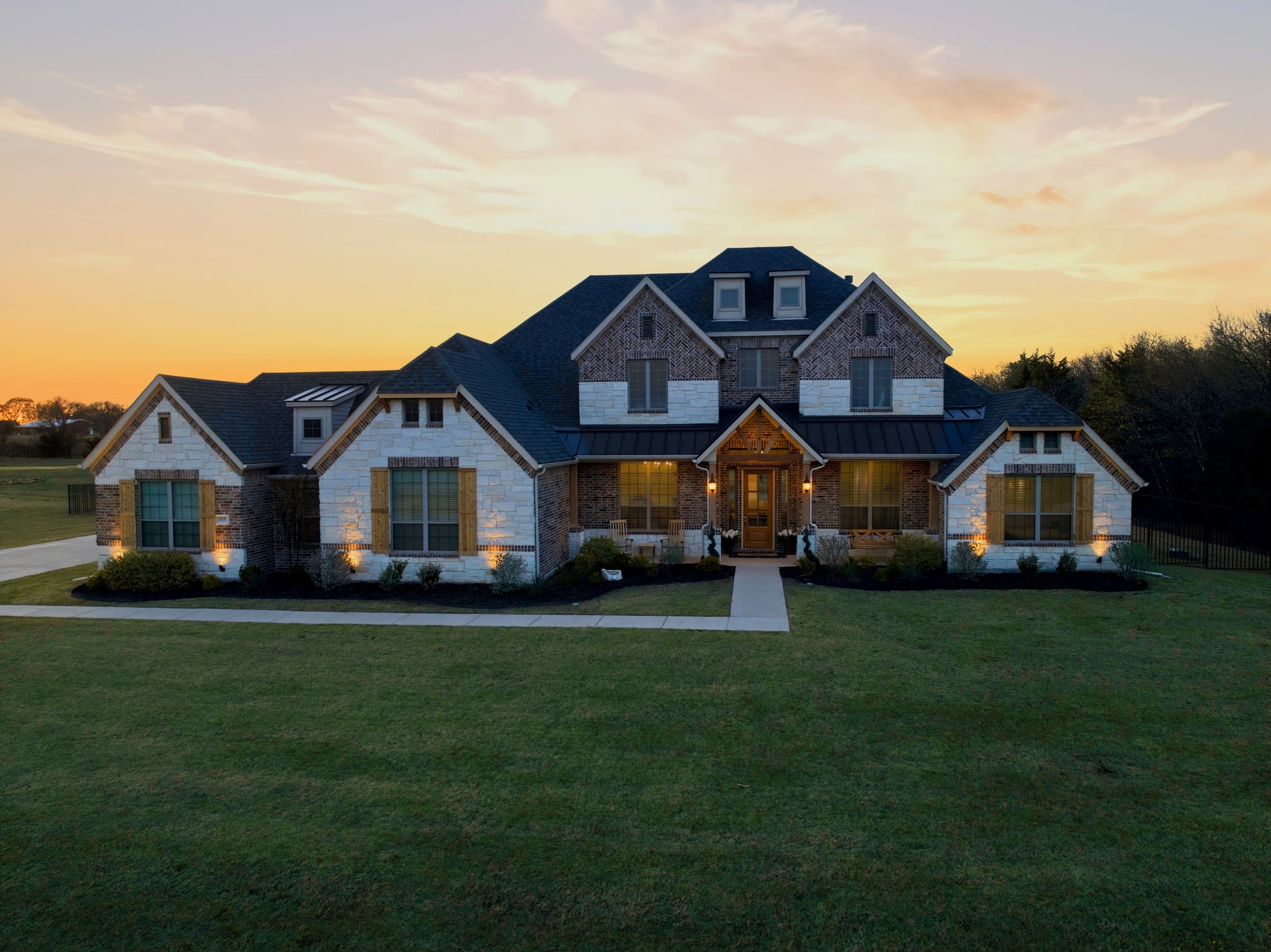 332 Ledstone Court Rockwall TX 75032