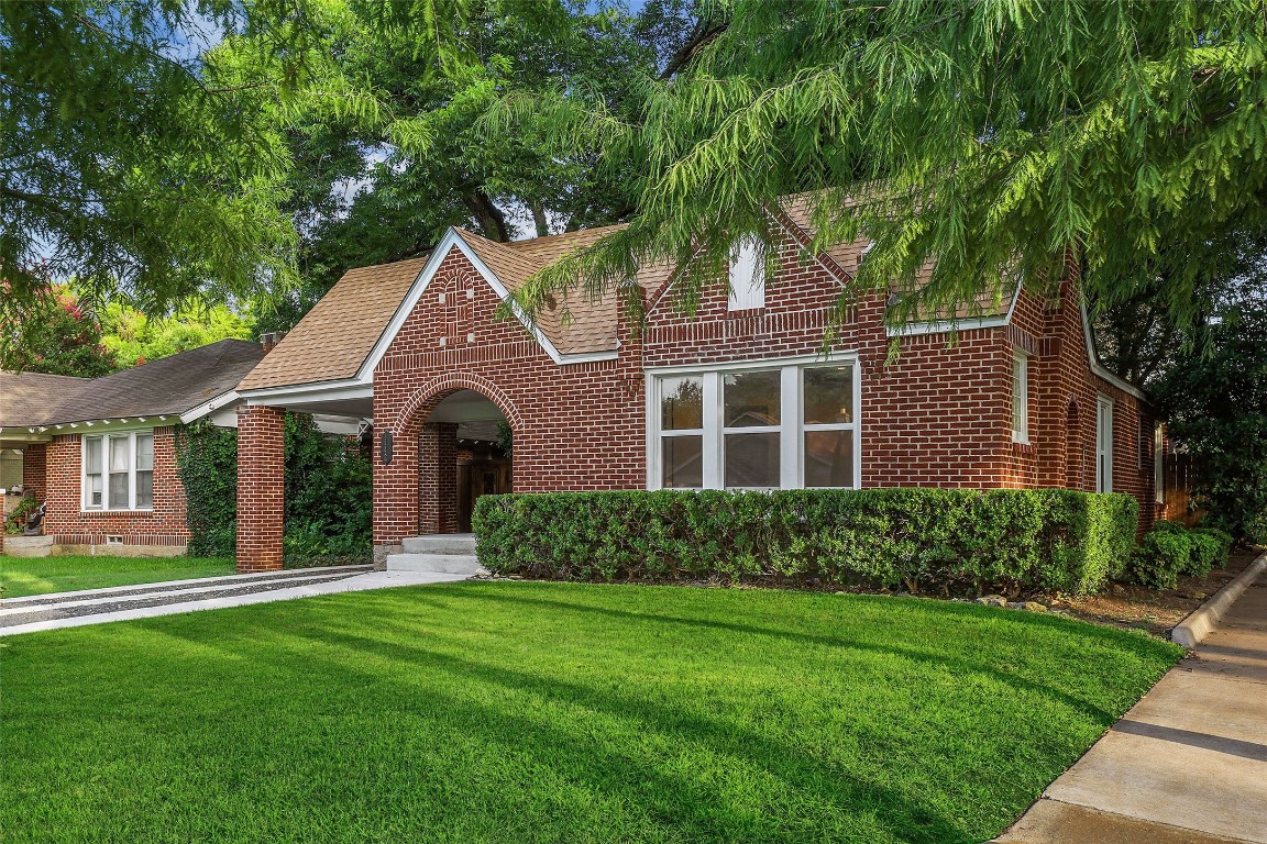 1142 Pioneer Drive Dallas TX 75224