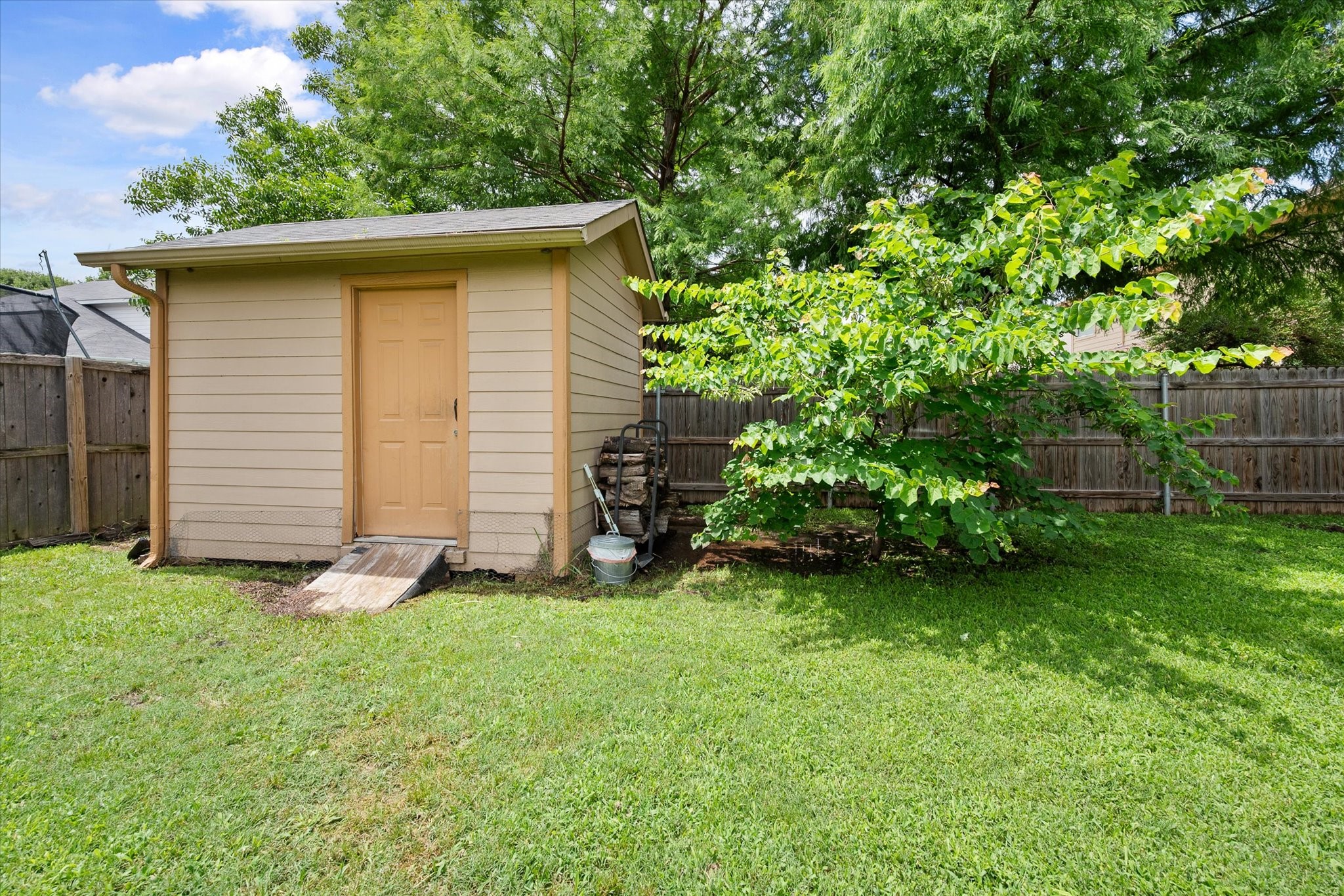 2300 Eden Green Drive Arlington TX 76001