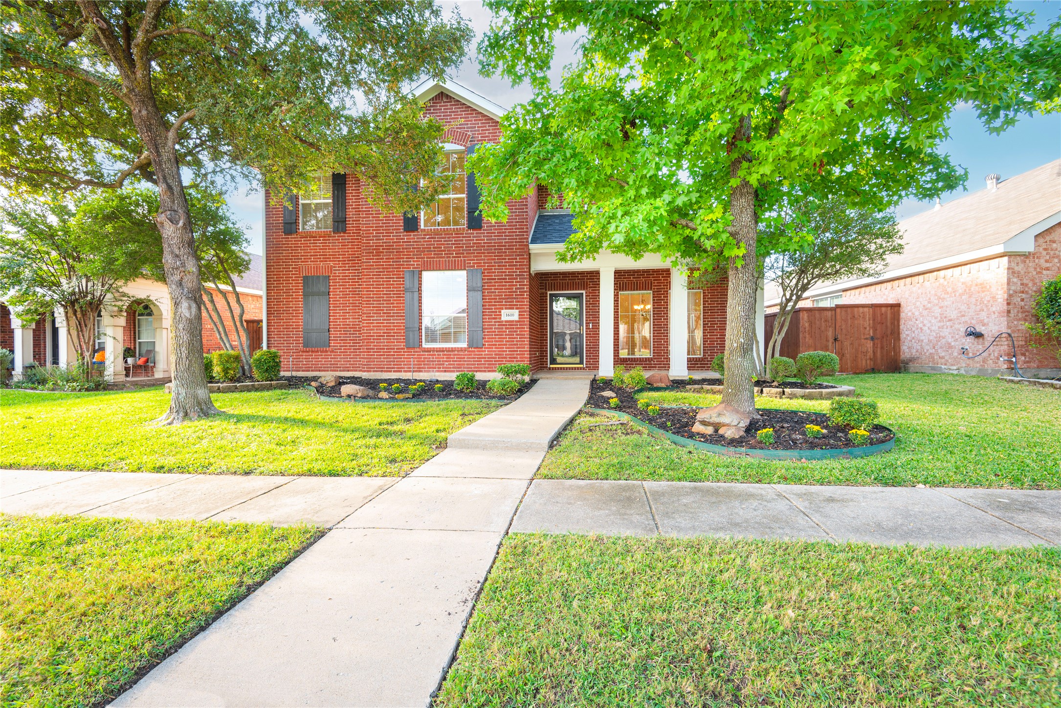 1610 Oak Brook Lane Allen TX 75002