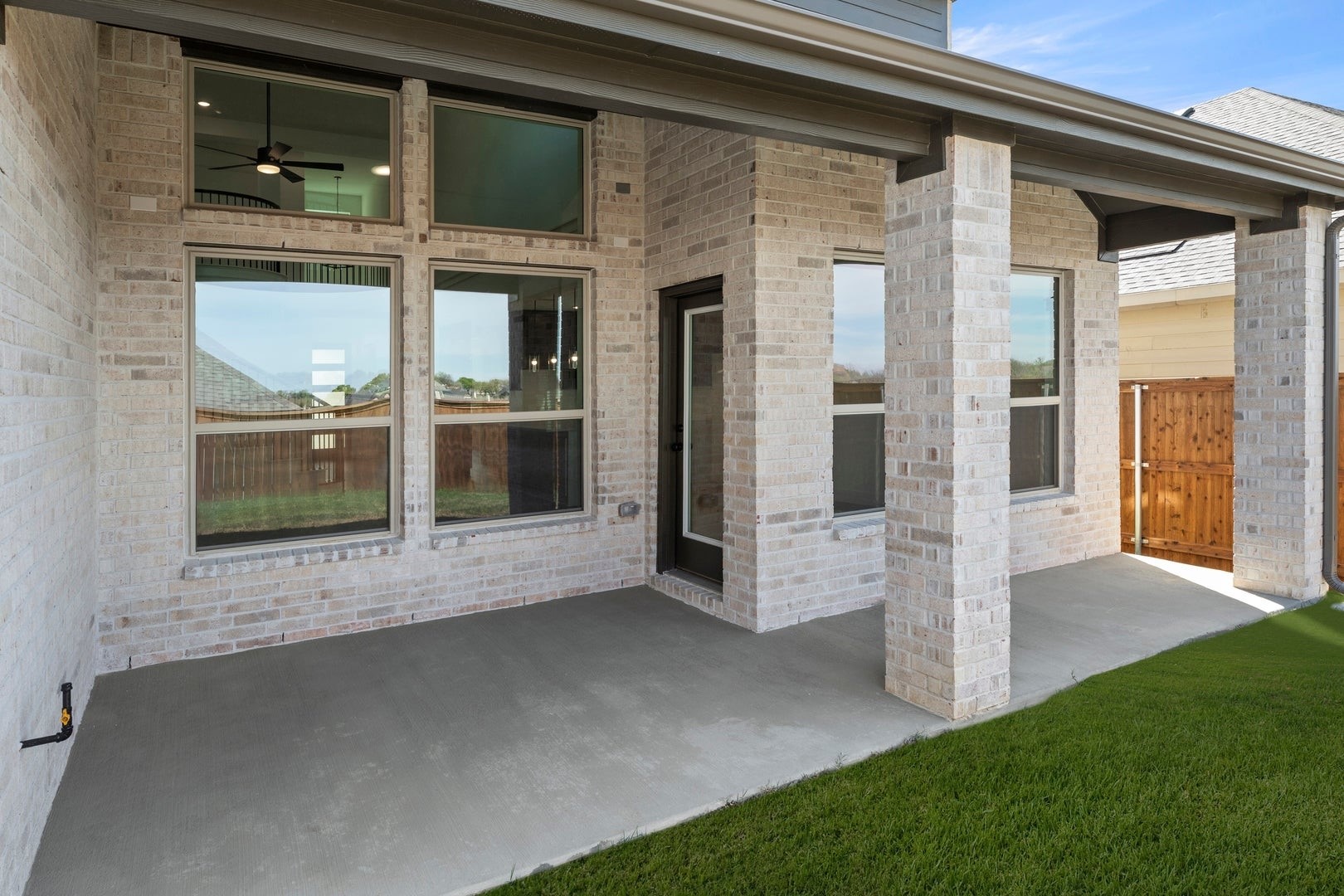 813 Golden Galaxy Way Lucas TX 75098