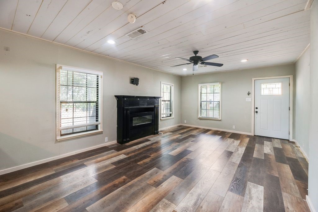 4419 Lawnview Avenue Dallas TX 75227