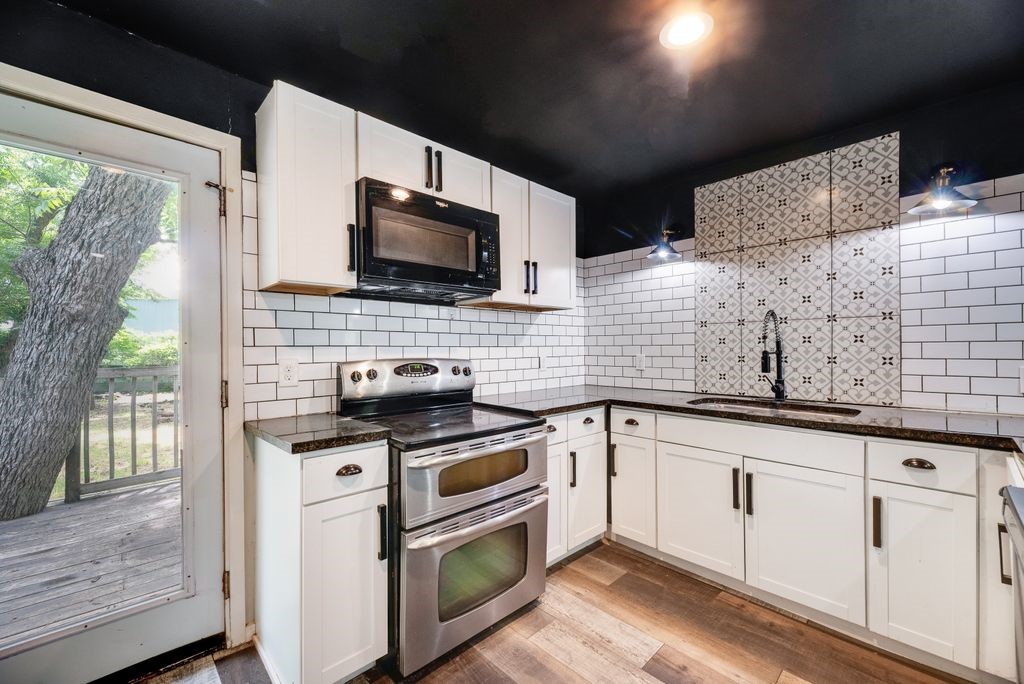 4419 Lawnview Avenue Dallas TX 75227