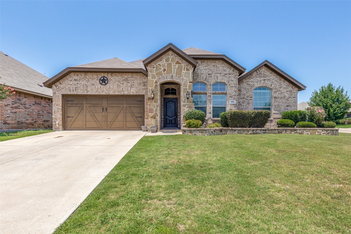 681 Plum Drive Burleson TX 76028