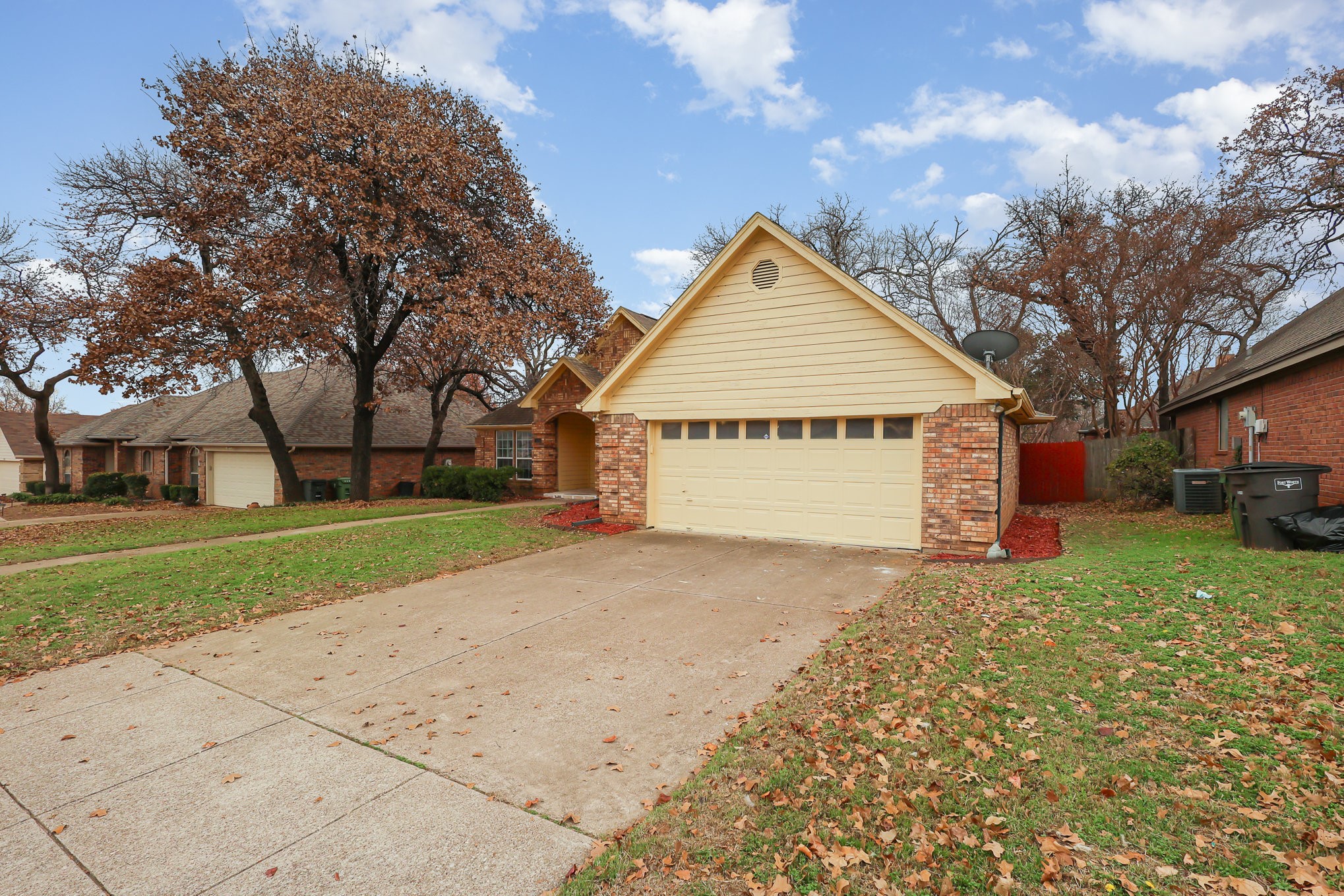 7504 Oak Park Drive North Richland Hills TX 76182