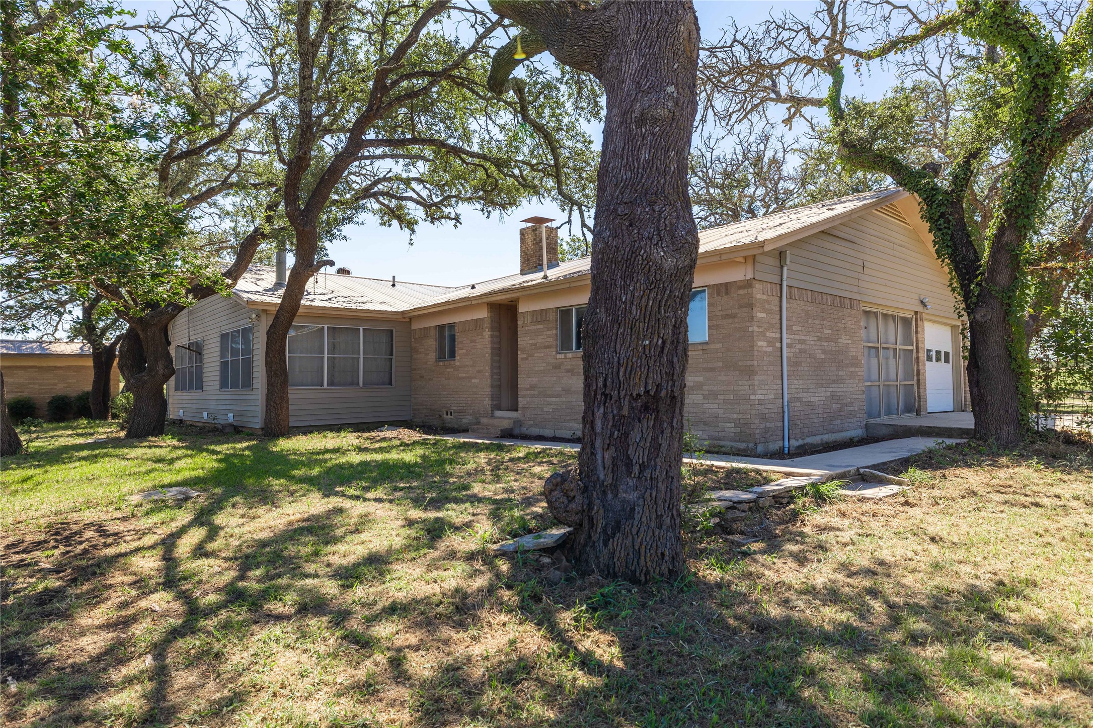 53 County Road 312 Goldthwaite TX 76844