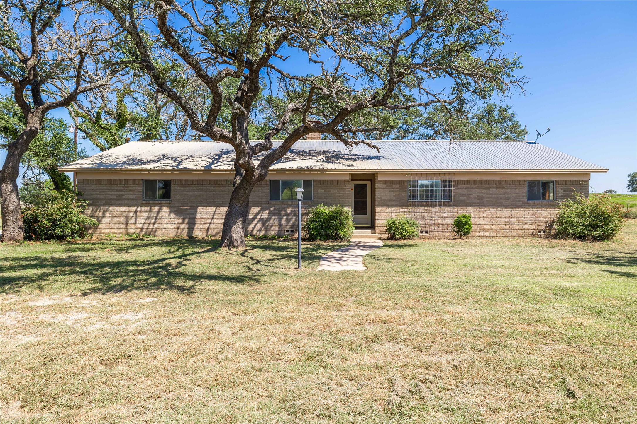 53 County Road 312 Goldthwaite TX 76844
