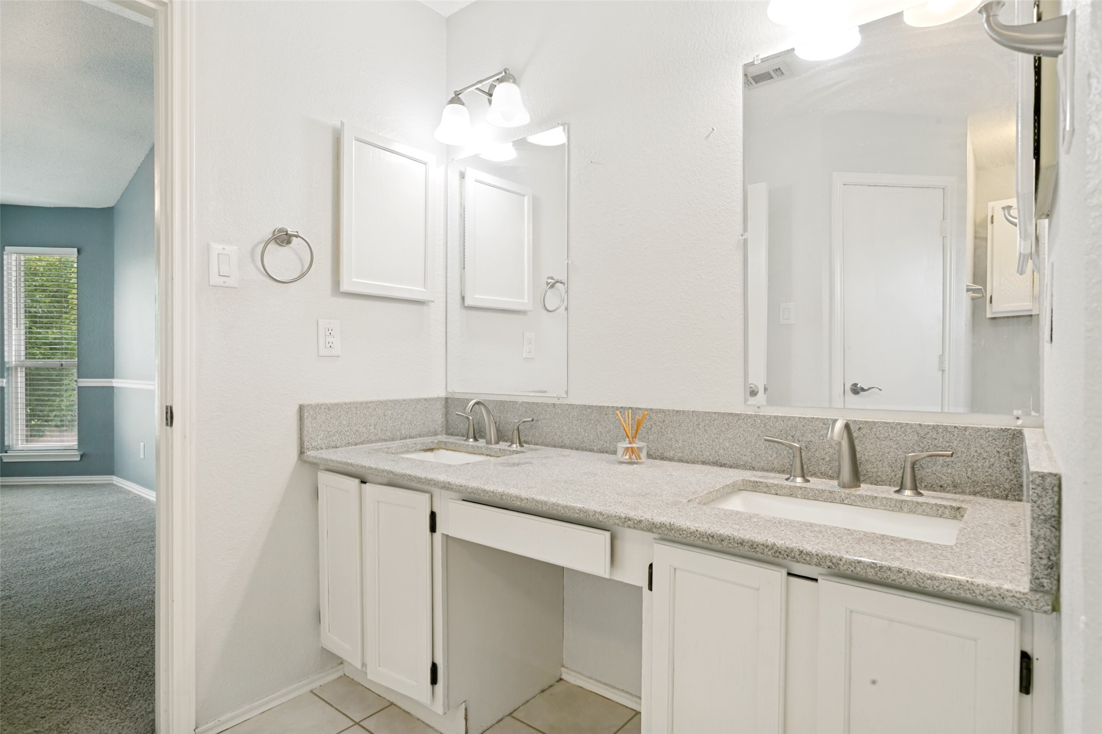 2236 Ryan Ridge Grapevine TX 76051