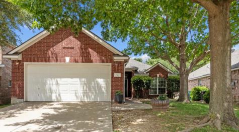 2704 Travis Drive Mckinney TX 75072
