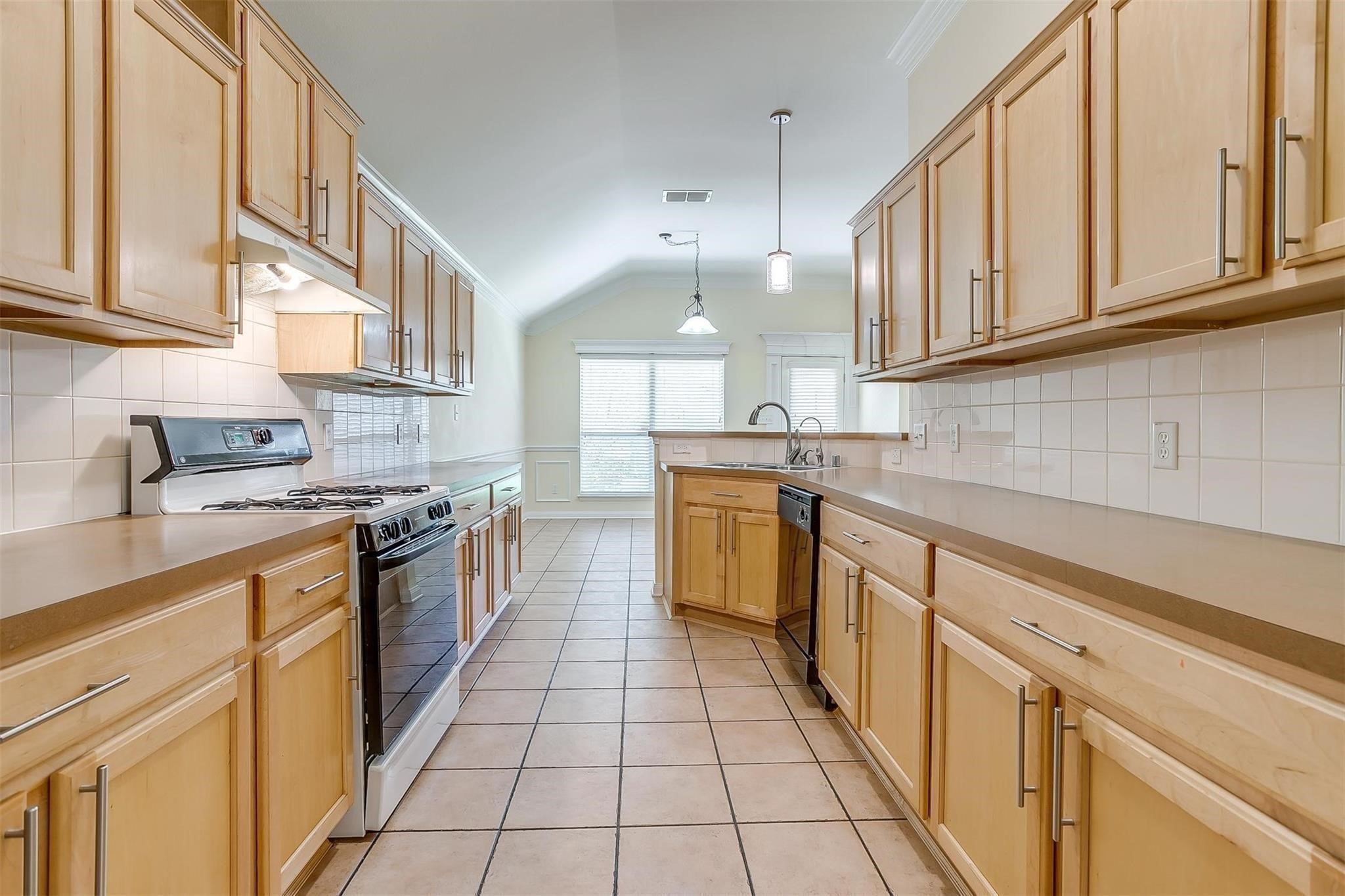 2708 Weslayan Drive Denton TX 76210