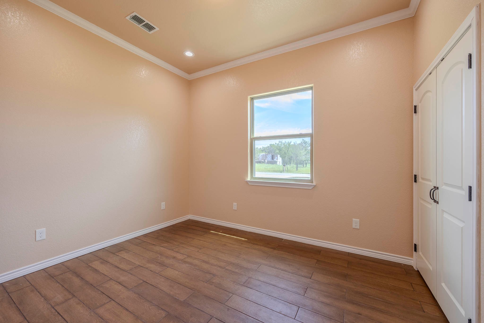 3024 Red Oak Drive Granbury TX 76048