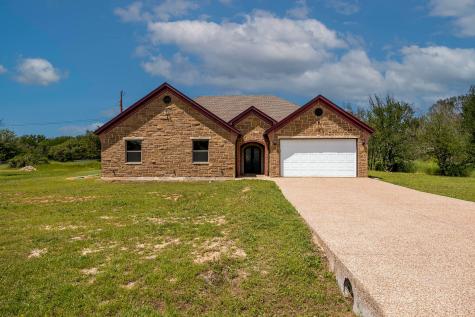 3024 Red Oak Drive Granbury TX 76048