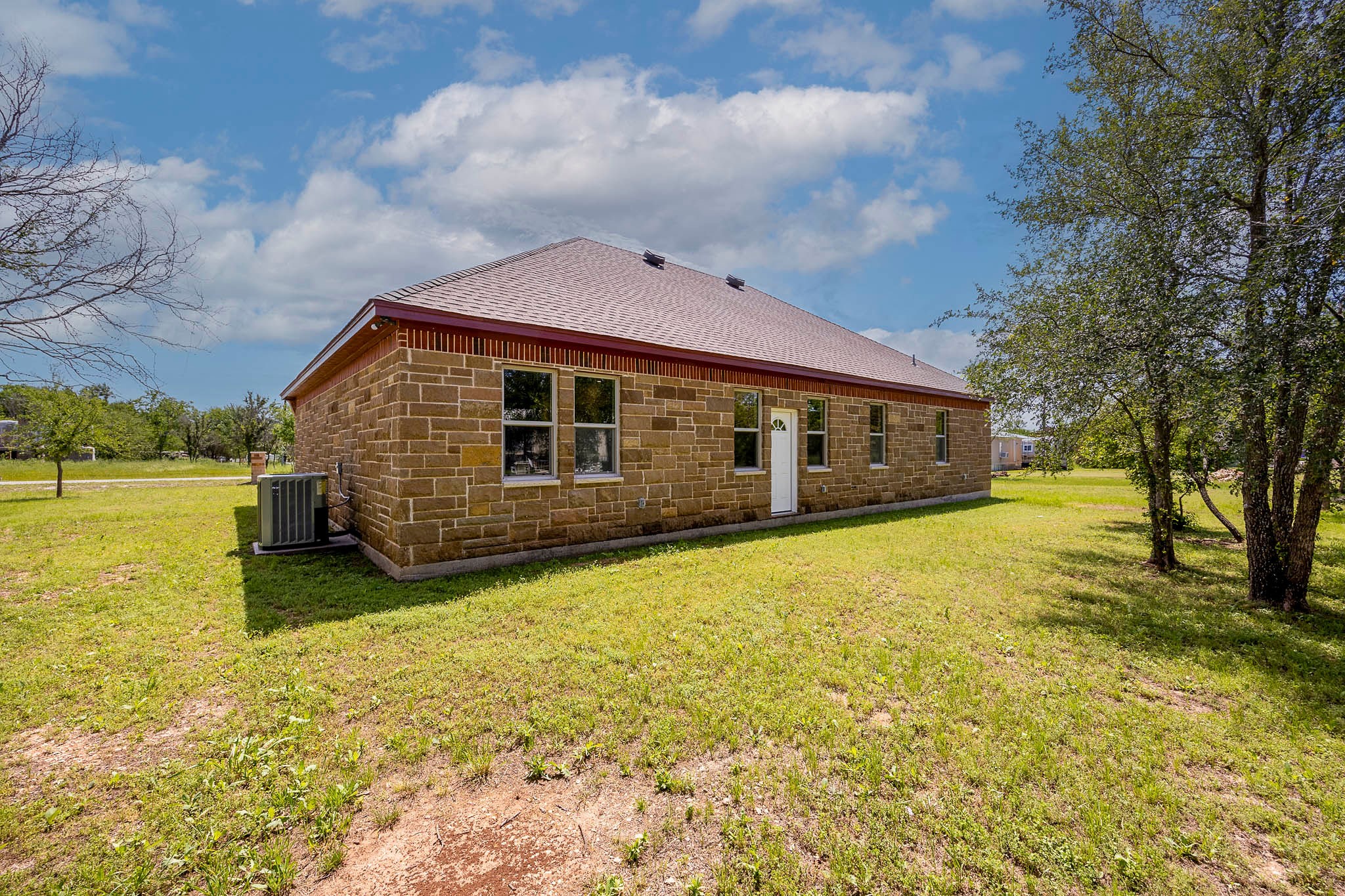 3024 Red Oak Drive Granbury TX 76048