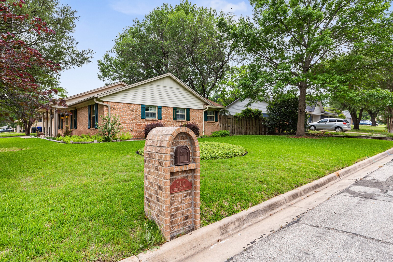 7100 Canterbury Drive Waco TX 76712