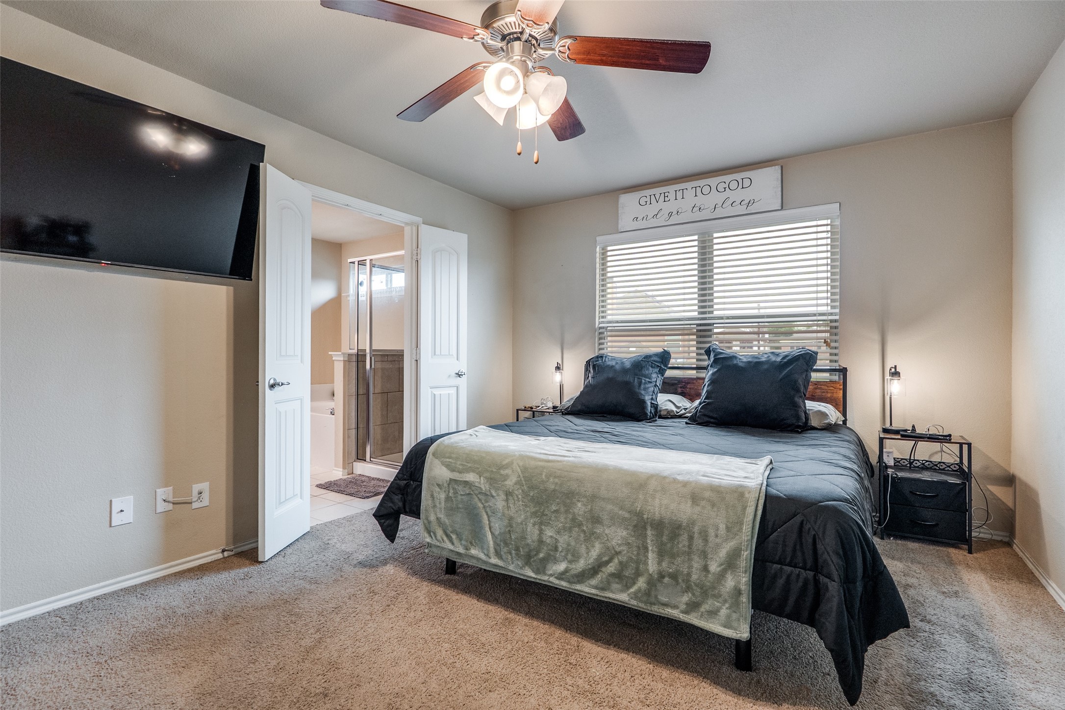 1924 Parkside Mews Lancaster TX 75146