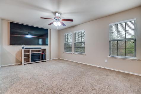 1924 Parkside Mews Lancaster TX 75146