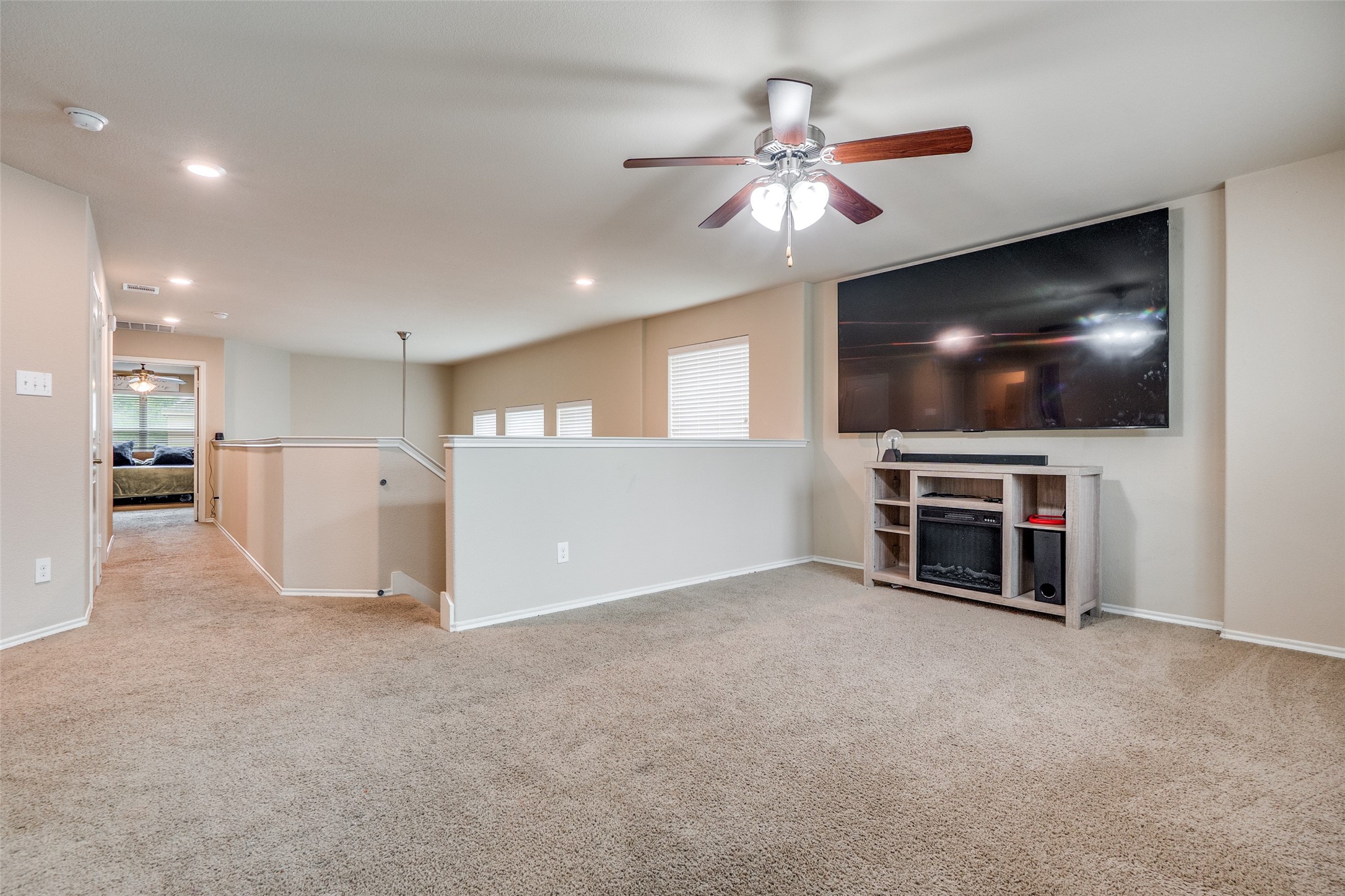 1924 Parkside Mews Lancaster TX 75146