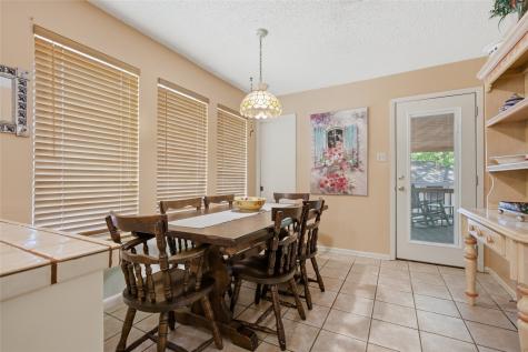 8240 Forest Ridge Drive Woodway TX 76712