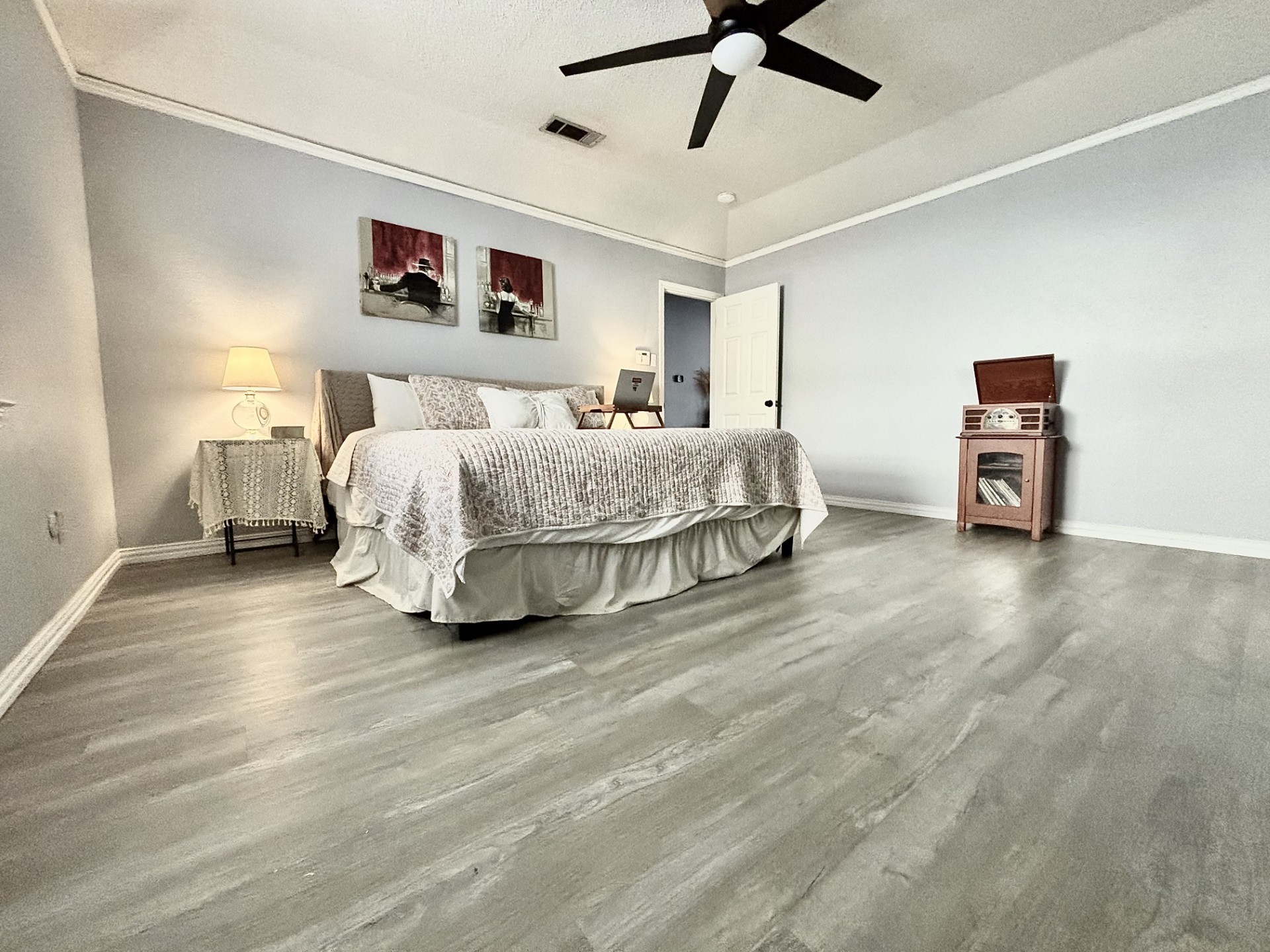 1605 Winchester Way Bedford TX 76022