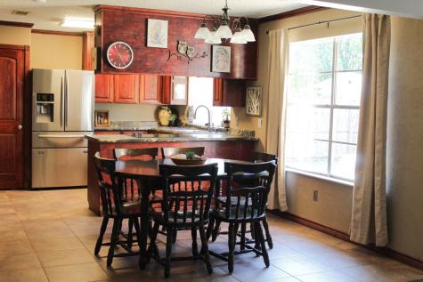 1605 Winchester Way Bedford TX 76022