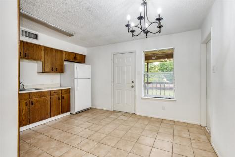 520 Lake Crest Parkway Azle TX 76020