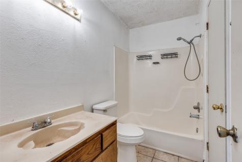 520 Lake Crest Parkway Azle TX 76020