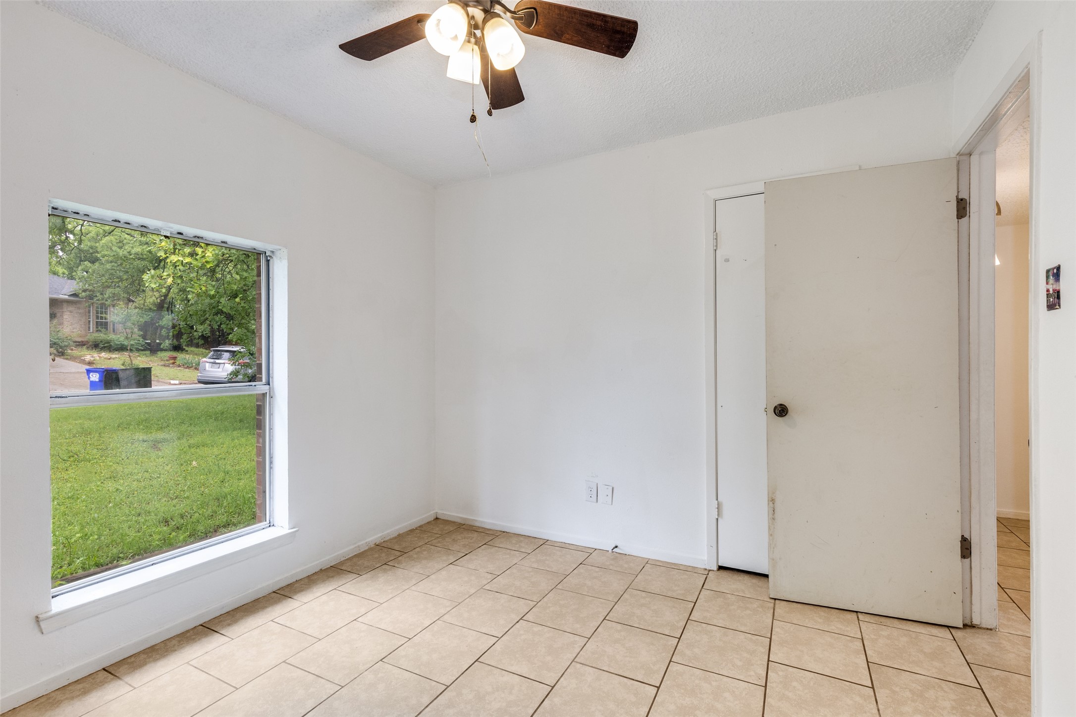 520 Lake Crest Parkway Azle TX 76020