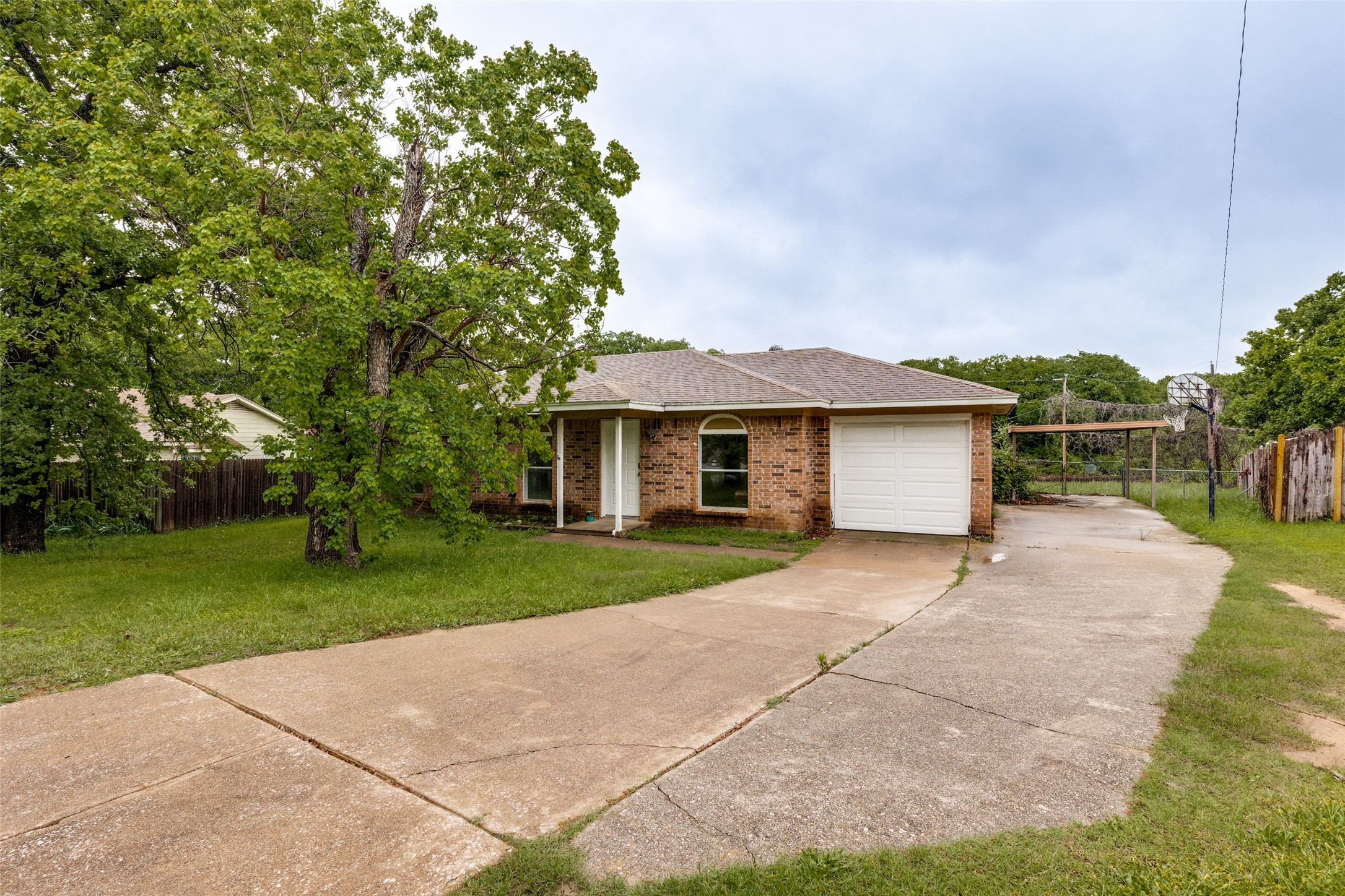 520 Lake Crest Parkway Azle TX 76020