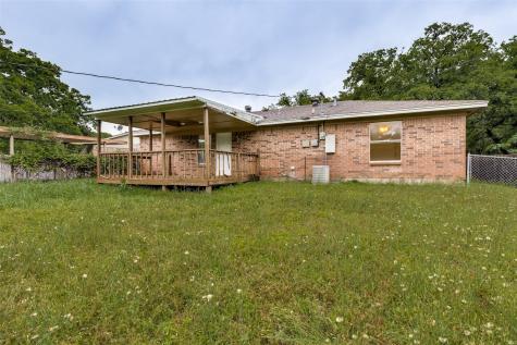 520 Lake Crest Parkway Azle TX 76020