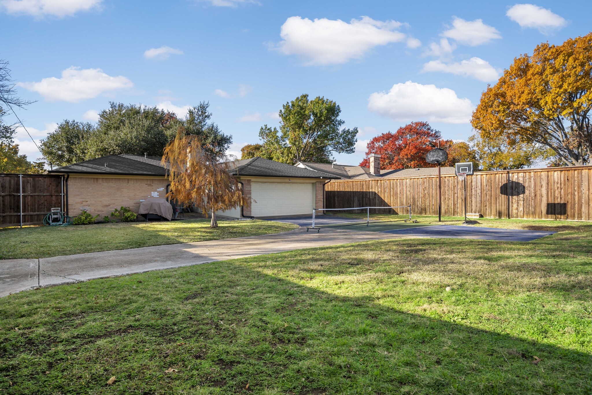 904 Vinecrest Lane Richardson TX 75080