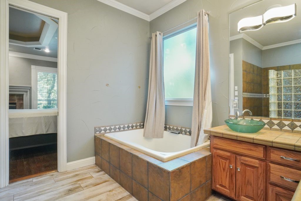 5968 Riverbend Place Fort Worth TX 76112