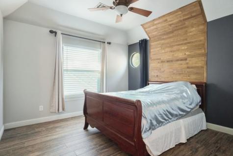 5968 Riverbend Place Fort Worth TX 76112
