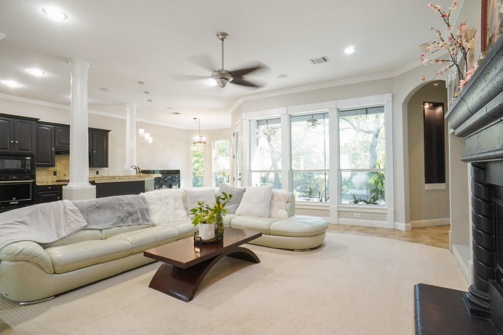 5968 Riverbend Place Fort Worth TX 76112