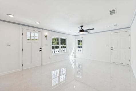 621 Alameda Road Azle TX 76020