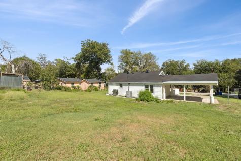 621 Alameda Road Azle TX 76020