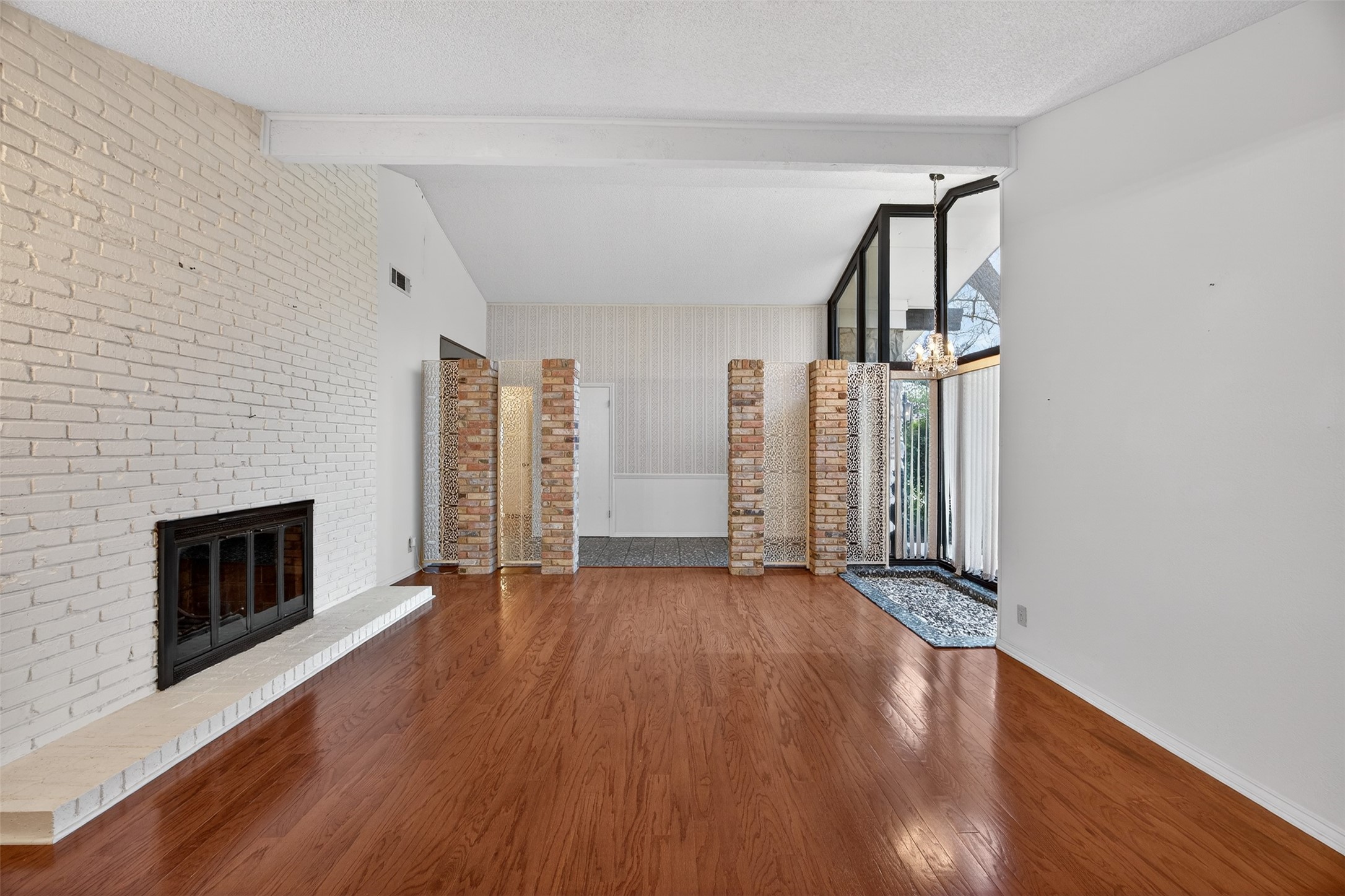 2907 Glasgow Drive Arlington TX 76015