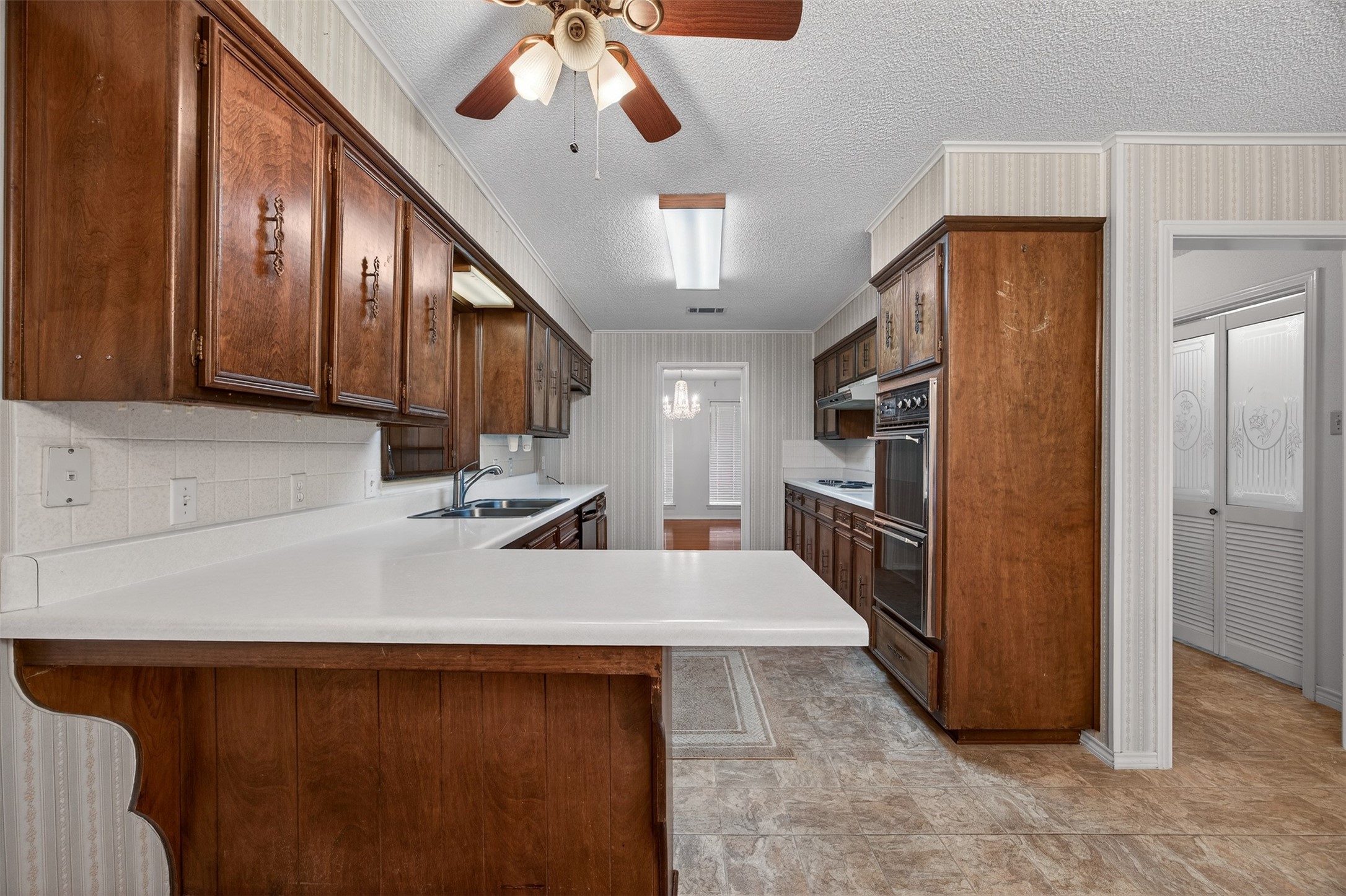 2907 Glasgow Drive Arlington TX 76015