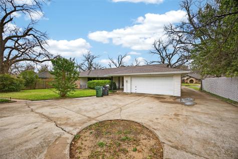 2907 Glasgow Drive Arlington TX 76015